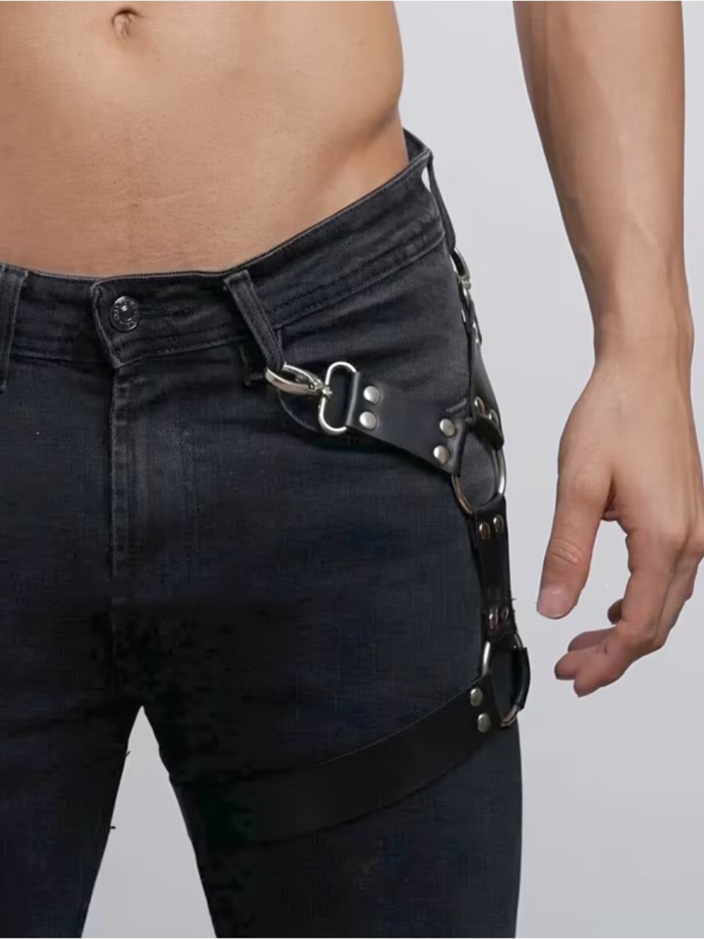 Men's PU Thigh Garter Belt Trouser Strap Leg Harness Punk Goth One Size - Picture 2 of 3